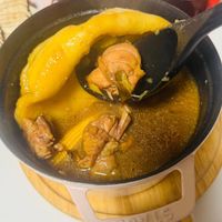 可能是燉小牛膝的圖像