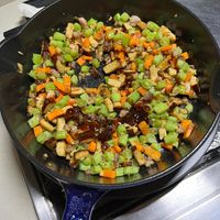 可能是豆煮玉米的圖像
