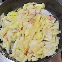 可能是義大利麵的圖像