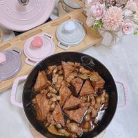 可能是豆腐、肉排和文字的圖像