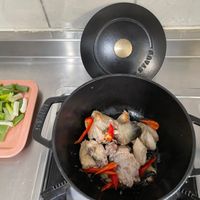 可能是燉小牛膝的圖像