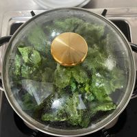 可能是綠葉甘藍的圖像