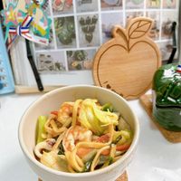可能是蘋果、義大利麵和文字的圖像