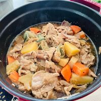 可能是燉小牛膝的圖像