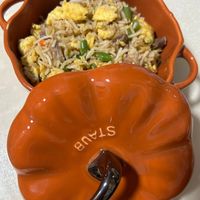 可能是炒飯和印度香料飯的圖像