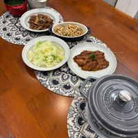 可能是肉排和文字的圖像
