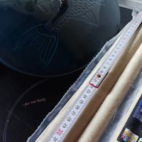 可能是麵包棒和文字的圖像