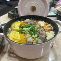 可能是豆腐、粥、拉麵、火鍋和文字的圖像