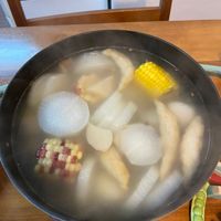 可能是起司火鍋、火鍋、豆腐和拉麵的圖像