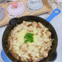 可能是牧羊人派和顯示的文字是「 STAUE UB S STAUB KB STADP BEЛ 」的圖像