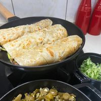 可能是墨西哥捲餅的圖像