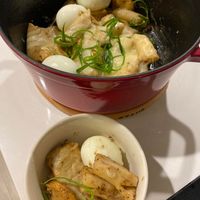 可能是粥、拉麵、豆腐、港式點心和水波蛋的圖像