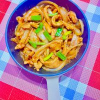 可能是炒麵的圖像