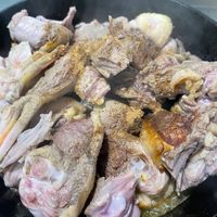 可能是燉小牛膝的圖像
