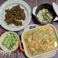 可能是麵和顯示的文字是「 STAUB STAMD STAUB STAUD STACD 51 TAUB STAUB ODAI JT料理學習日記」的圖像