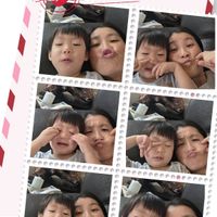 可能是 12 個人和顯示的文字是「 ALL ALLYOUNEEDISLOVE ALLYOU YOU NEÉD IS LOVE YouCam Cam Aug. Aug.17,2025 17,2025 」的圖像