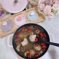 可能是豆腐、火鍋和文字的圖像