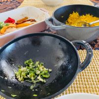 可能是北非小米飯、西班牙大鍋飯、印度香料飯和炒飯的圖像