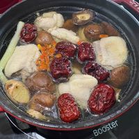 可能是火鍋、龍眼和文字的圖像