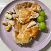 可能是半圓形餡餅的圖像