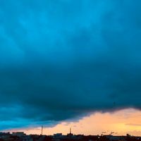 可能是雲、暮光和地平線的圖像