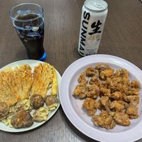 可能是炸丸子、香菇和文字的圖像