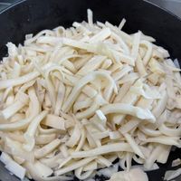 可能是義大利麵的圖像