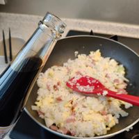可能是炒飯的圖像