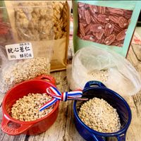 可能是焗豆和顯示的文字是「 2026. 0 2026.07.10 1. 10 脫心意仁 600g 售通：80元 Walnu 蛋味雅桃 AVLS 」的圖像