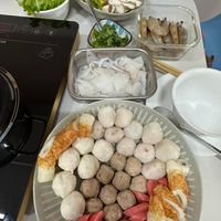 可能是火鍋、起司火鍋和豆腐的圖像