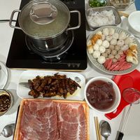 可能是起司火鍋和火鍋的圖像