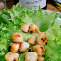 可能是顯示的文字是「 SAUVIGNON 및 」的圖像