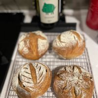 可能是黑麥麵包的圖像