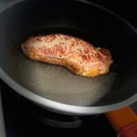 可能是肉排的圖像