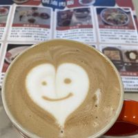 可能是咖啡杯、紅心、咖啡和文字的圖像