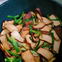 可能是香菇和豆腐的圖像