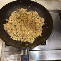 可能是北非小米飯、炒飯和印度香料飯的圖像