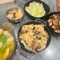 可能是火鍋和炒飯的圖像