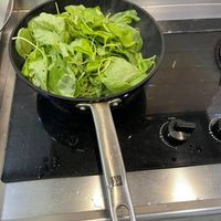 可能是莙薘菜和綠葉甘藍的圖像