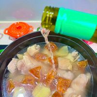 可能是燉小牛膝的圖像