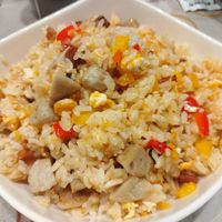 可能是炒飯的圖像