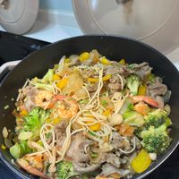 可能是炒麵的圖像