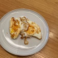 可能是歐姆蛋、蛋黃和水波蛋的圖像