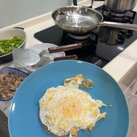 可能是水波蛋和粥的圖像