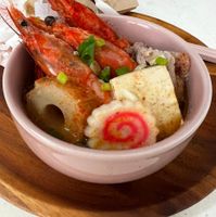可能是粥、水波蛋、豆腐、火鍋、拉麵和麵的圖像