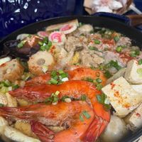 可能是麵、火鍋和拉麵的圖像