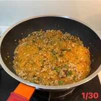 可能是印度香料飯、西班牙大鍋飯、炒飯和北非小米飯的圖像