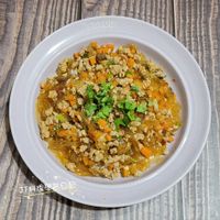 可能是印度香料飯、炒飯、北非小米飯和顯示的文字是「 JT料理學習日記 JT料理星 君日記」的圖像