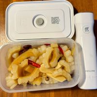 可能是顯示的文字是「 22 送 m i ZWILLING 」的圖像