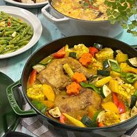 可能是燉小牛膝和豆腐的圖像